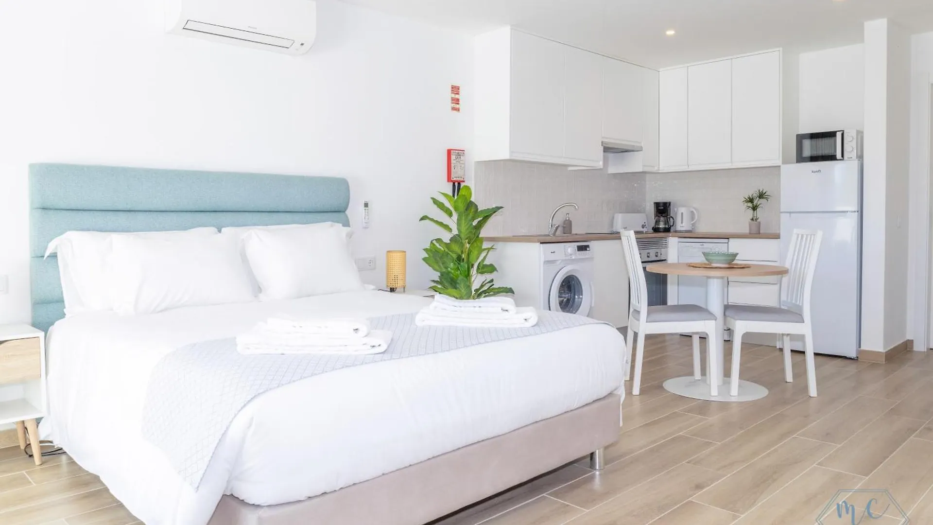 Apartamento Mc Suites Burgau With Amazing Front Sea View