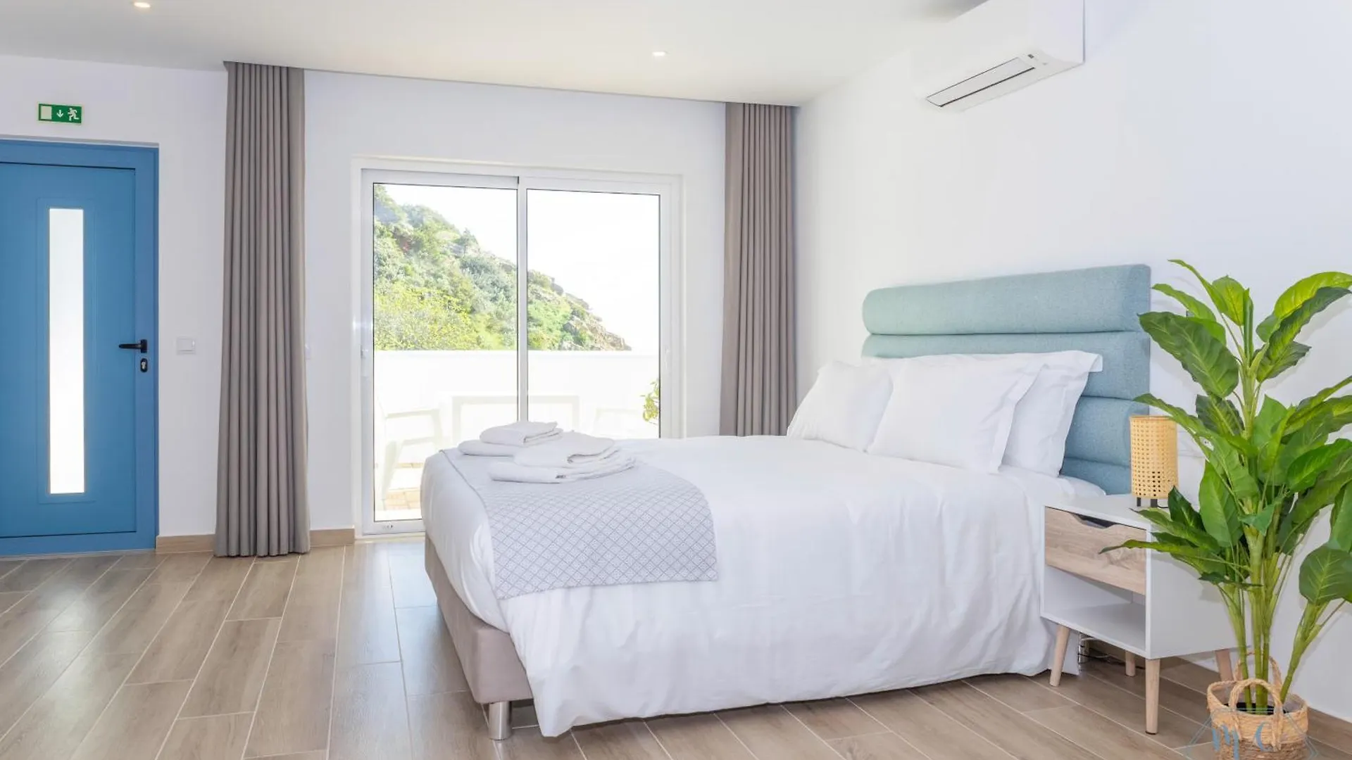 Mc Suites Burgau With Amazing Front Sea View Apartamento